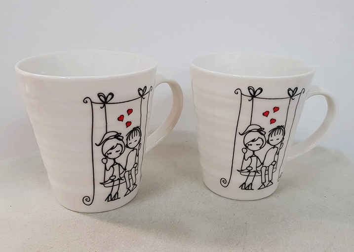 Becher mit LOVE Muster 2515